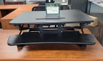 PRE-OWNED FLEXISPOT DESK RISER