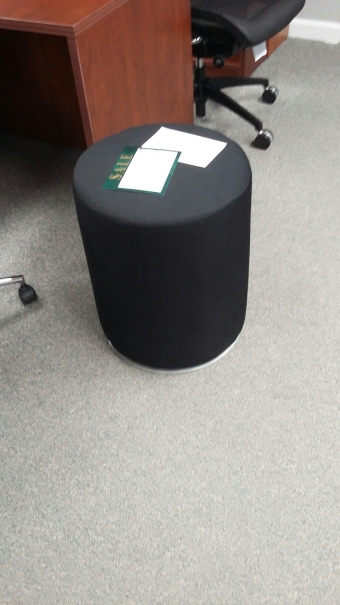 SAFCO 5050BL SWIVEL KEG SEAT