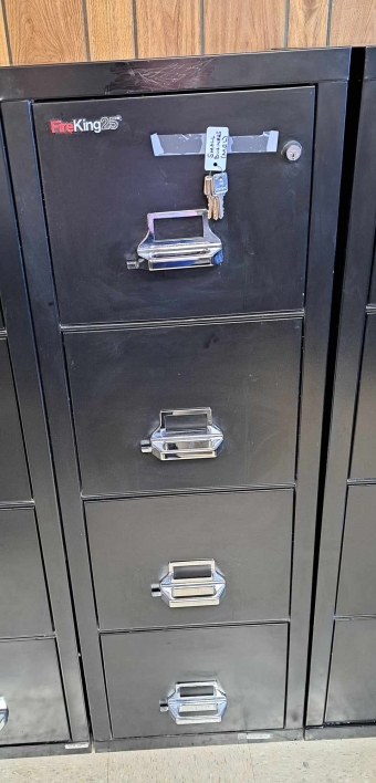PRE-OWNED 4-DRAWER FIREPROOF VERTICAL FILE