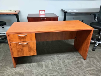 PRE-OWNED IOF DESK 24X60 