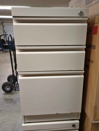 PRE-OWNED 3-DRAWER STRUCTURAL SUPPORTING FILING CABINETS 