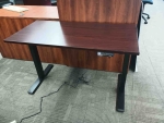 PRE-OWNED IOF ELECTRIC HEIGHT DESK MAHOGANY 24
